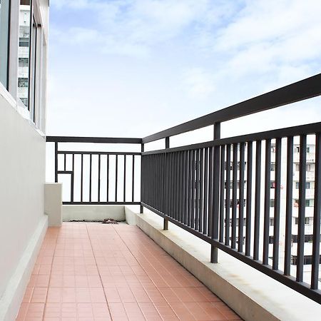 A18 Nonthaburi Exterior foto